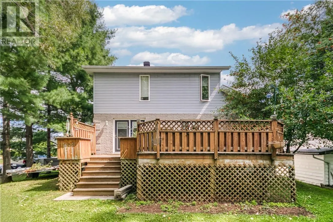 113 Junction Avenue