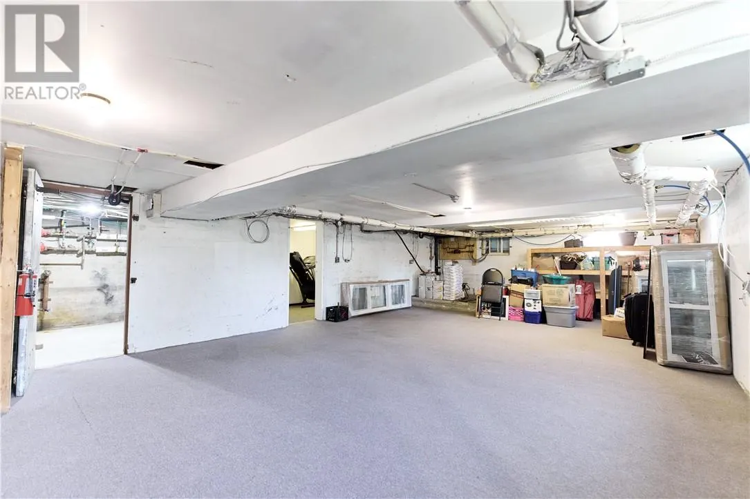 4868 Highway 69 N