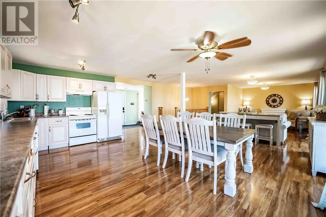 2615C Bay Estates Road