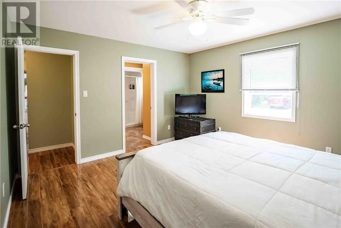 2615C Bay Estates Road