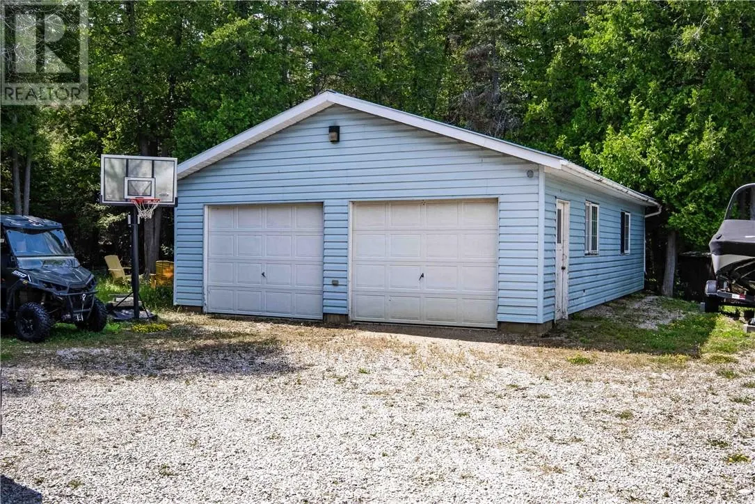 2615C Bay Estates Road