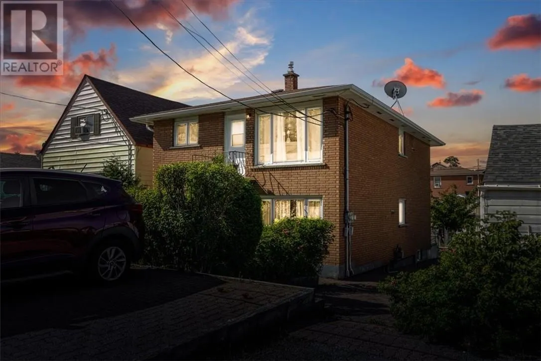 29 Demorest Avenue