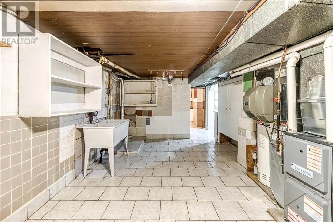29 Demorest Avenue