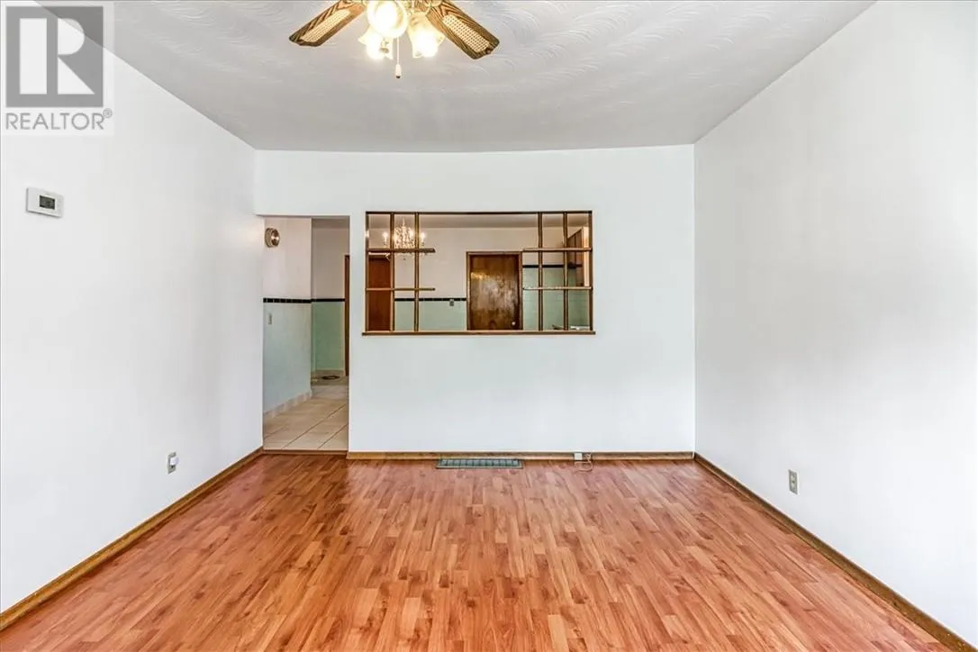 29 Demorest Avenue