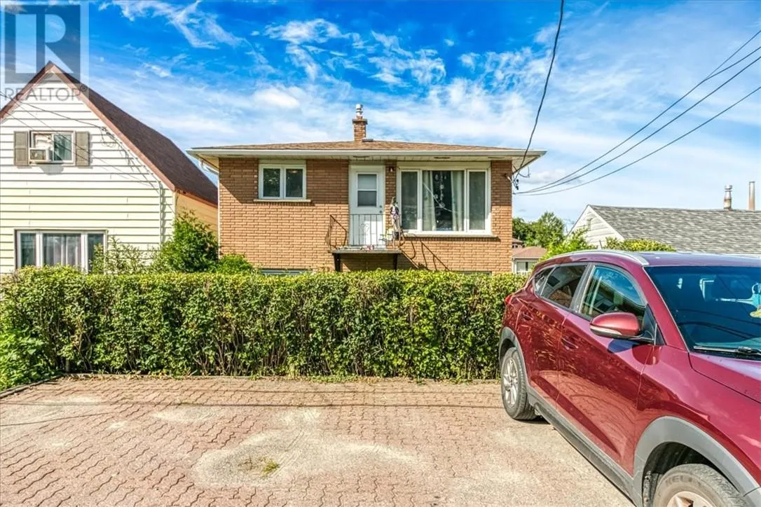 29 Demorest Avenue