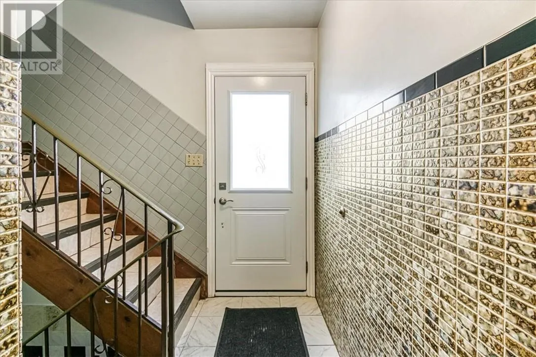29 Demorest Avenue