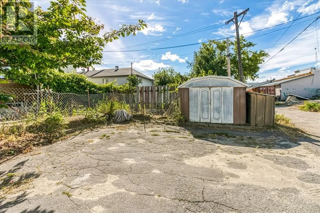 29 Demorest Avenue