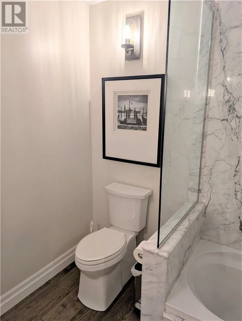 450 Second Avenue S