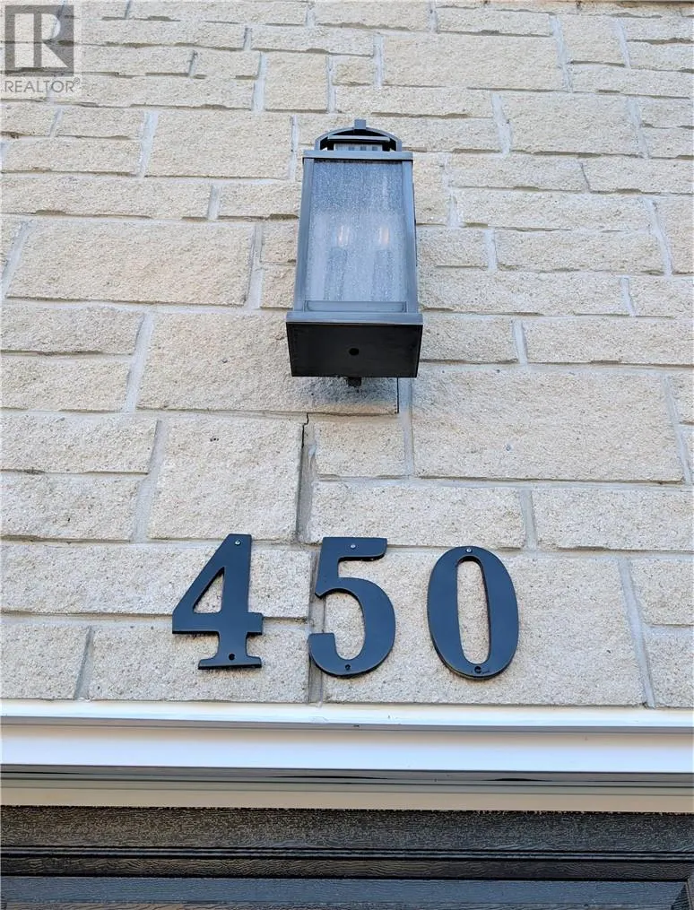 450 Second Avenue S