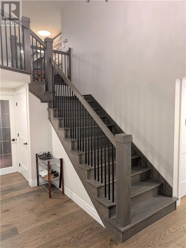 450 Second Avenue S