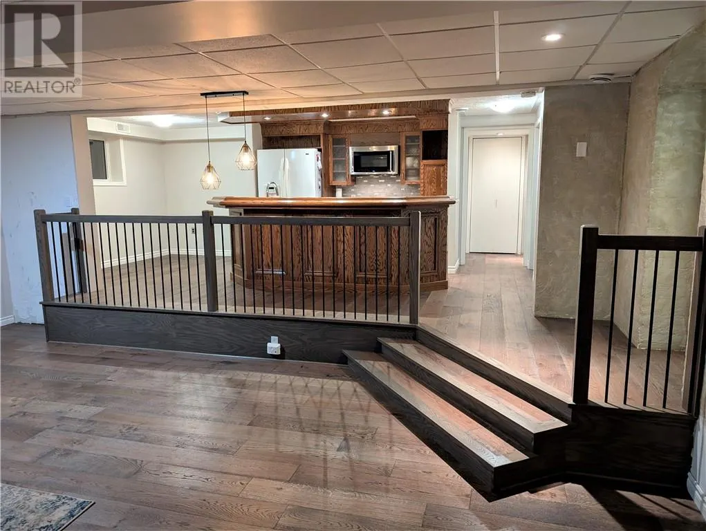 450 Second Avenue S
