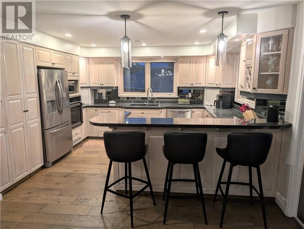 450 Second Avenue S