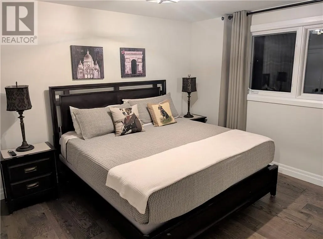 450 Second Avenue S