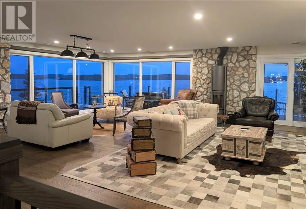 450 Second Avenue S
