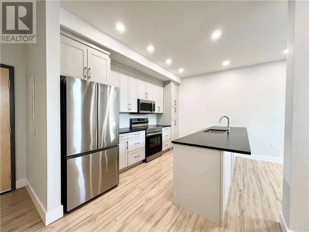 5 Westview Unit# 004