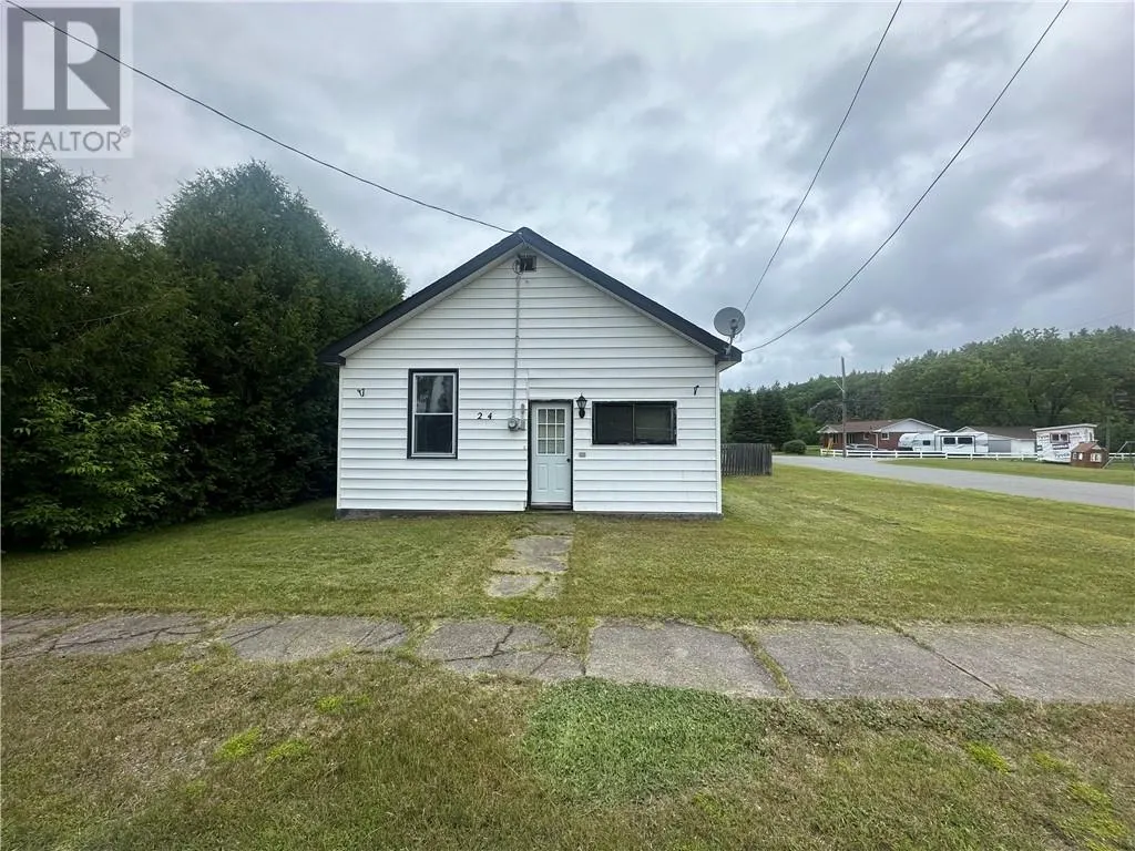 24 Algoma Street