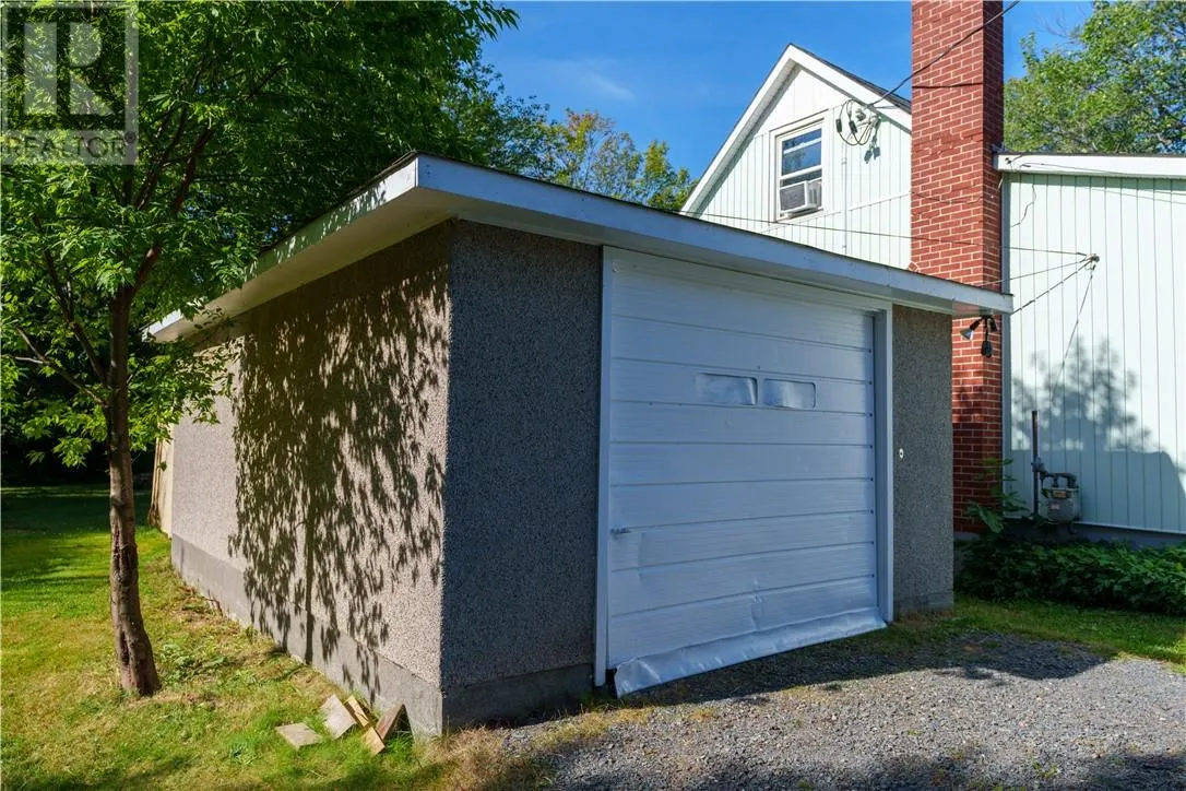 1219 Howey Drive