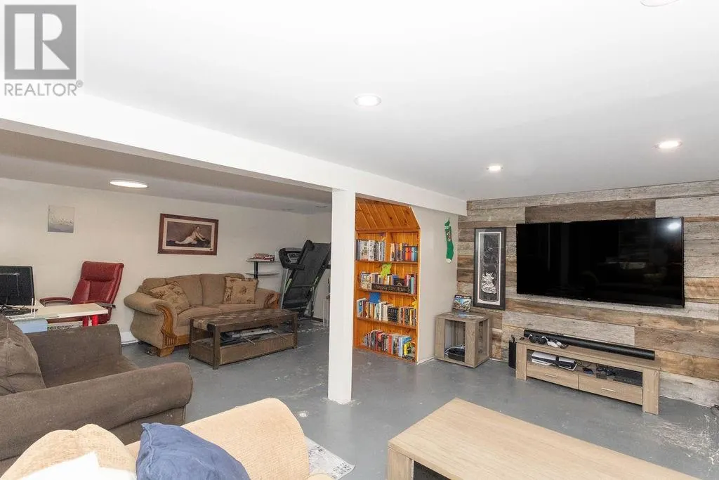 44 Sokoloski Court