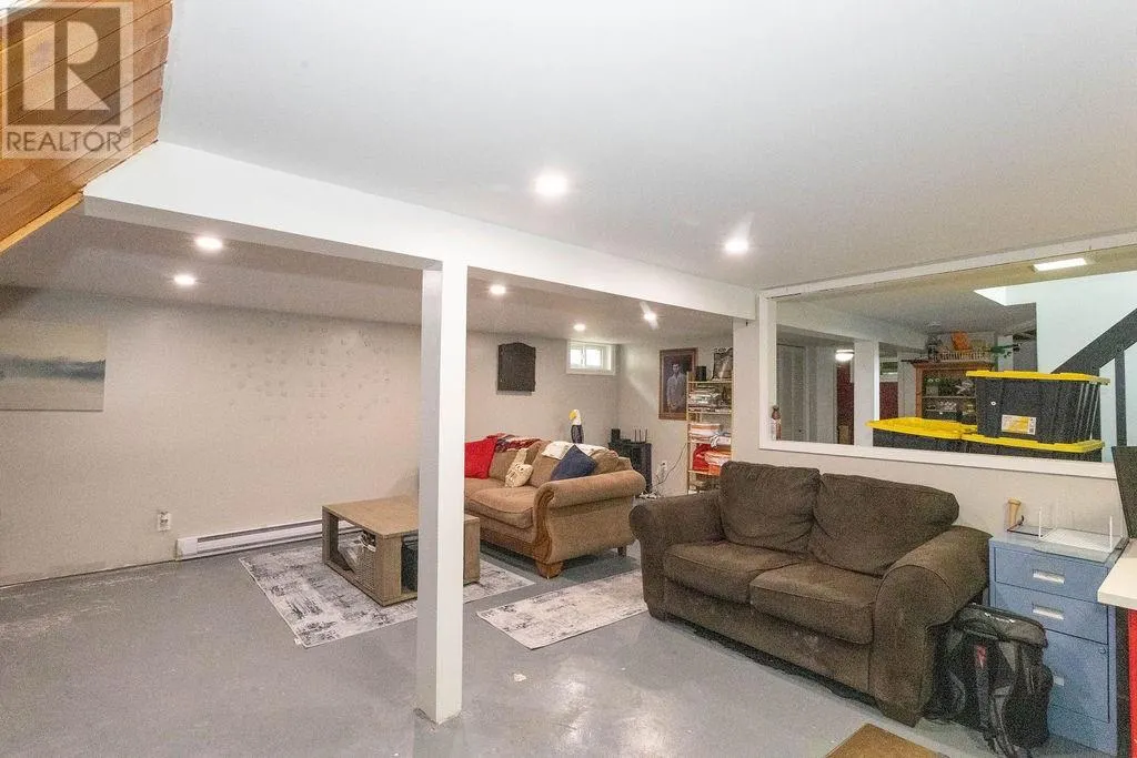 44 Sokoloski Court
