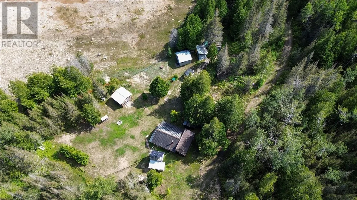 897B Walkhouse Road