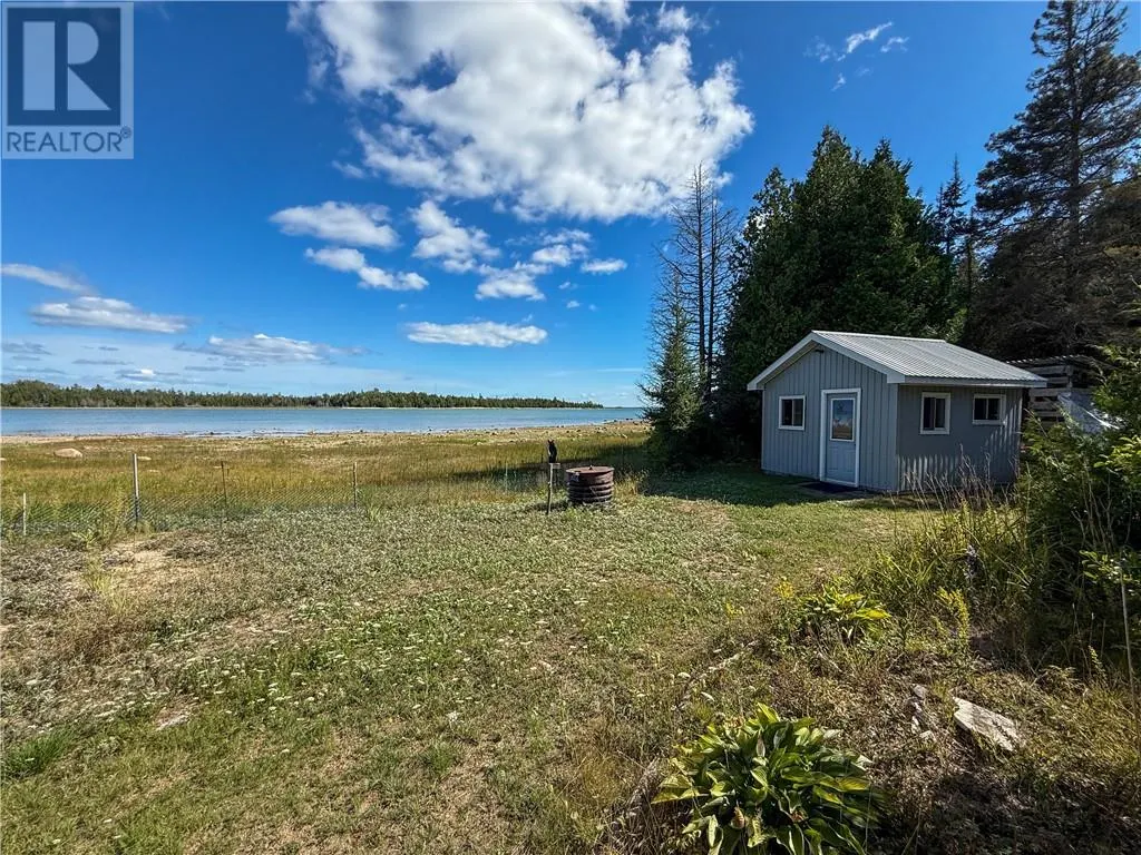 897B Walkhouse Road