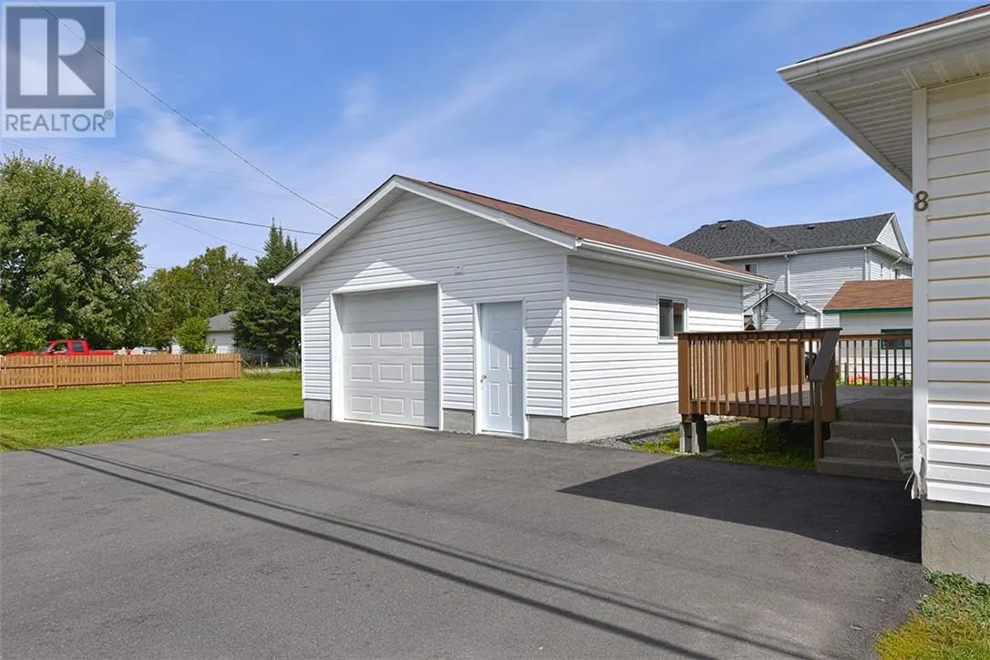 8 Belanger Street