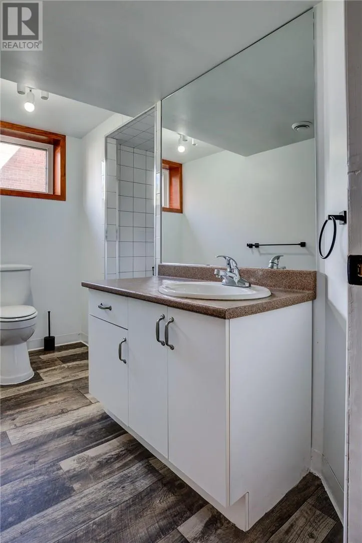 424 Main