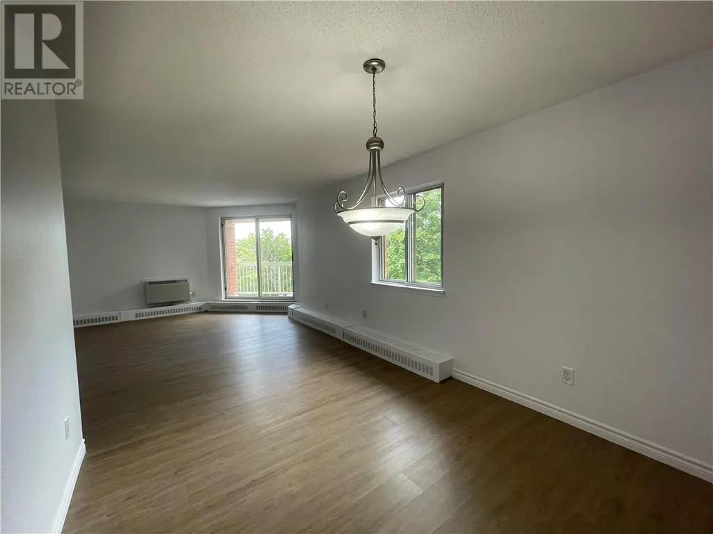 404 Westmount Avenue Unit# G92