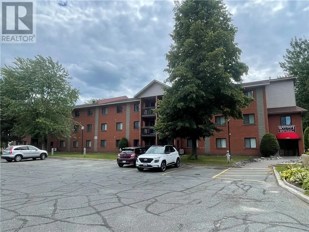 424 Westmount Avenue Unit# C20