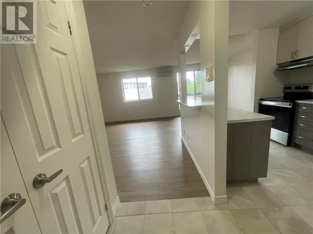 424 Westmount Avenue Unit# C20