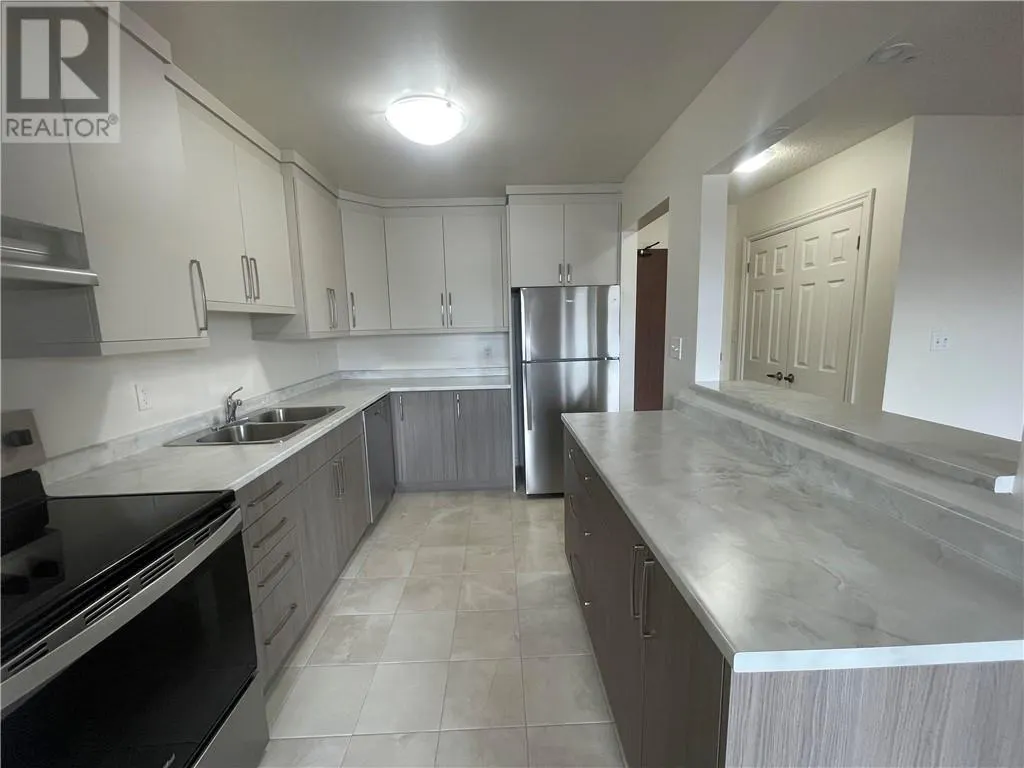 424 Westmount Avenue Unit# C20