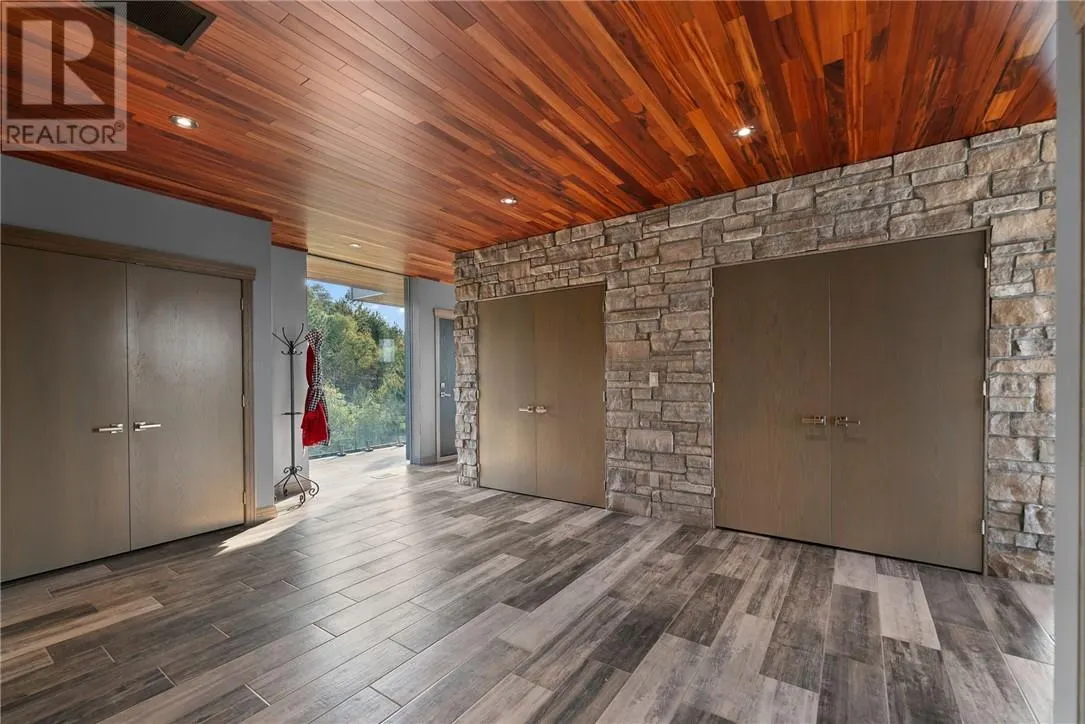 1293 Dew Drop Road