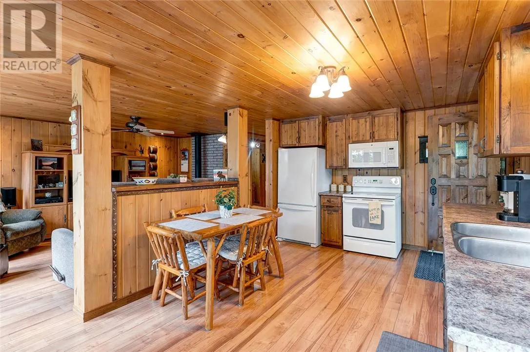 700 Bayline Drive