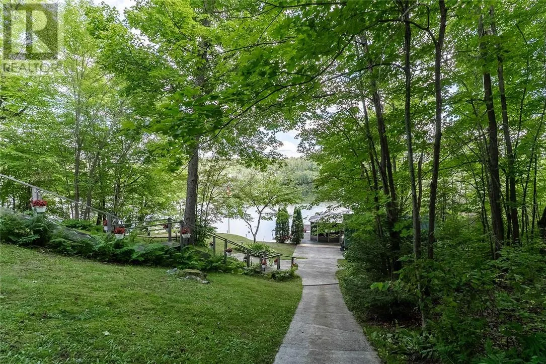 700 Bayline Drive