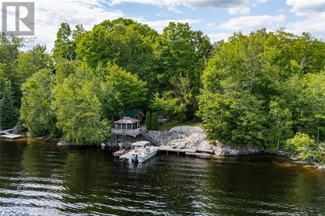 700 Bayline Drive