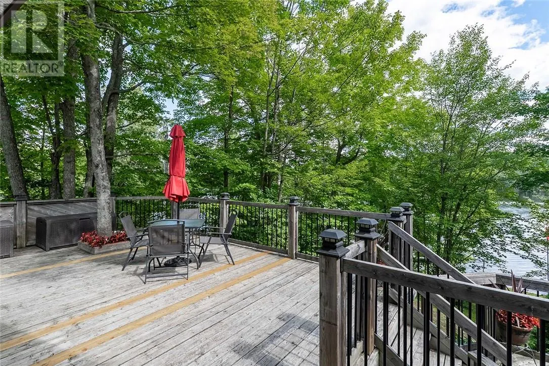 700 Bayline Drive