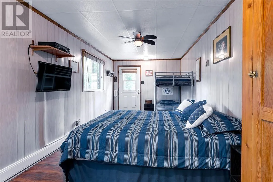 700 Bayline Drive