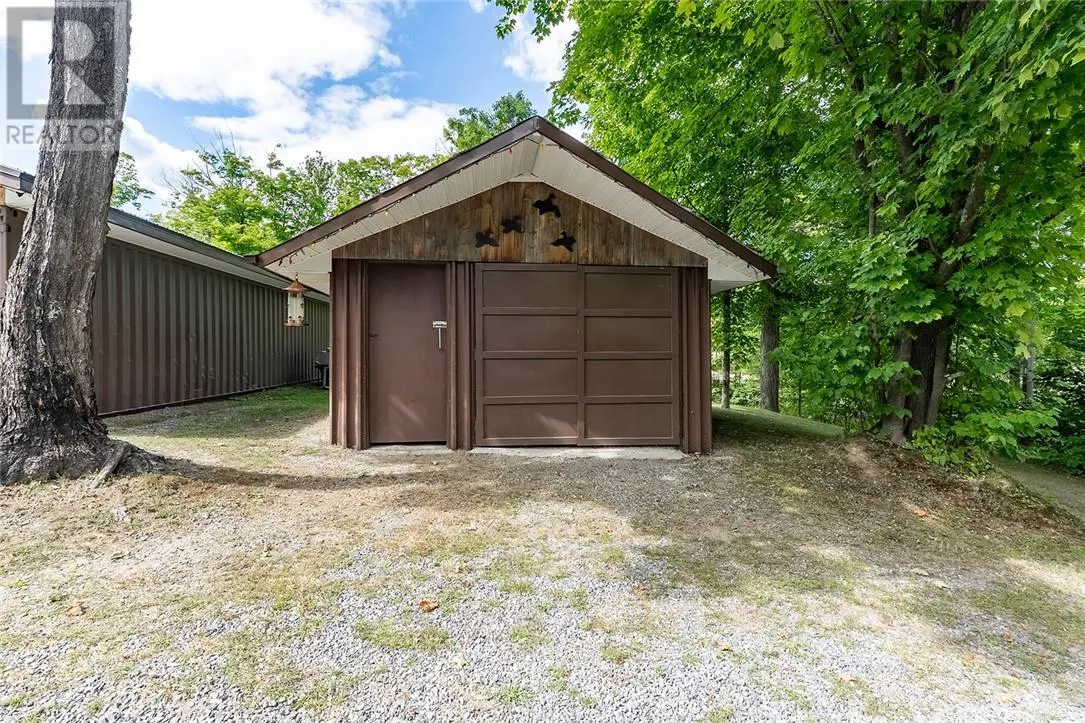 700 Bayline Drive