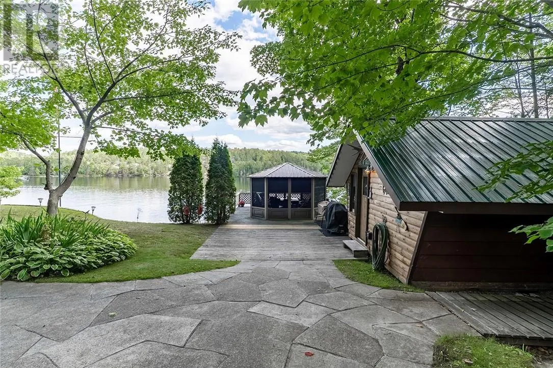 700 Bayline Drive