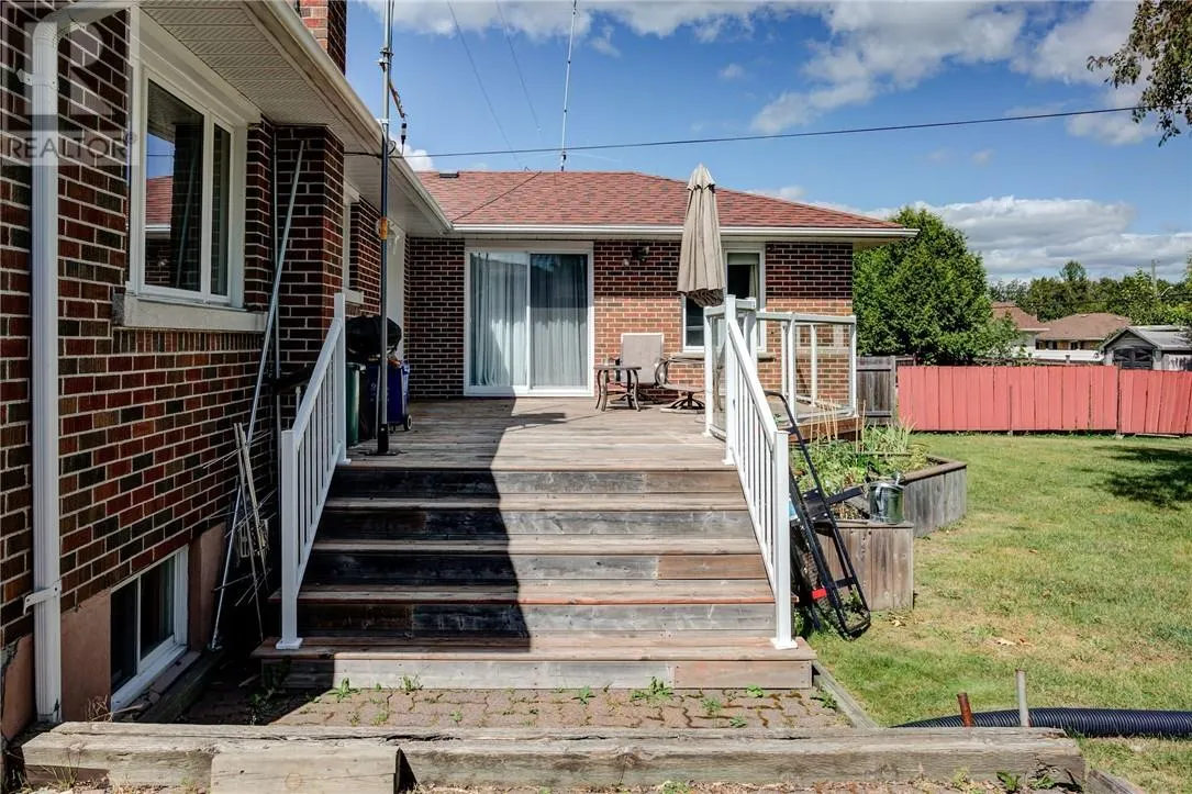938 Lynwood