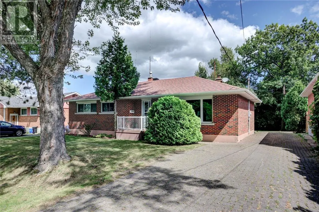 938 Lynwood