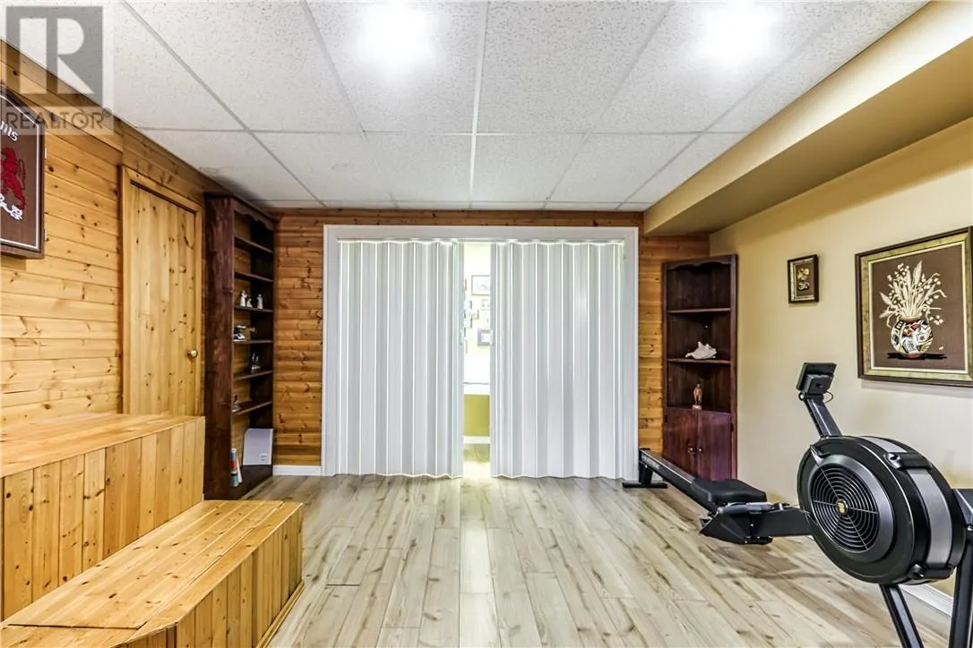 900 Dominion Drive