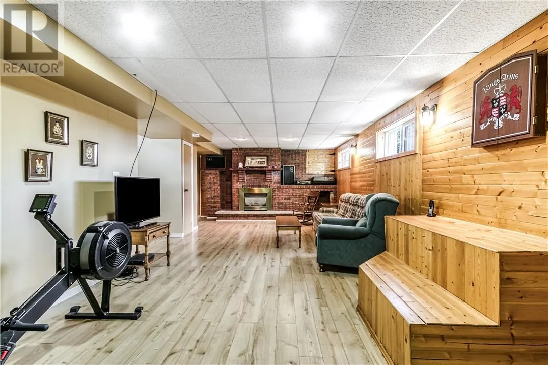900 Dominion Drive
