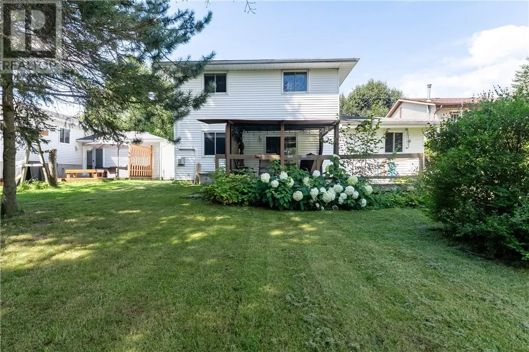 3860 Macmillan