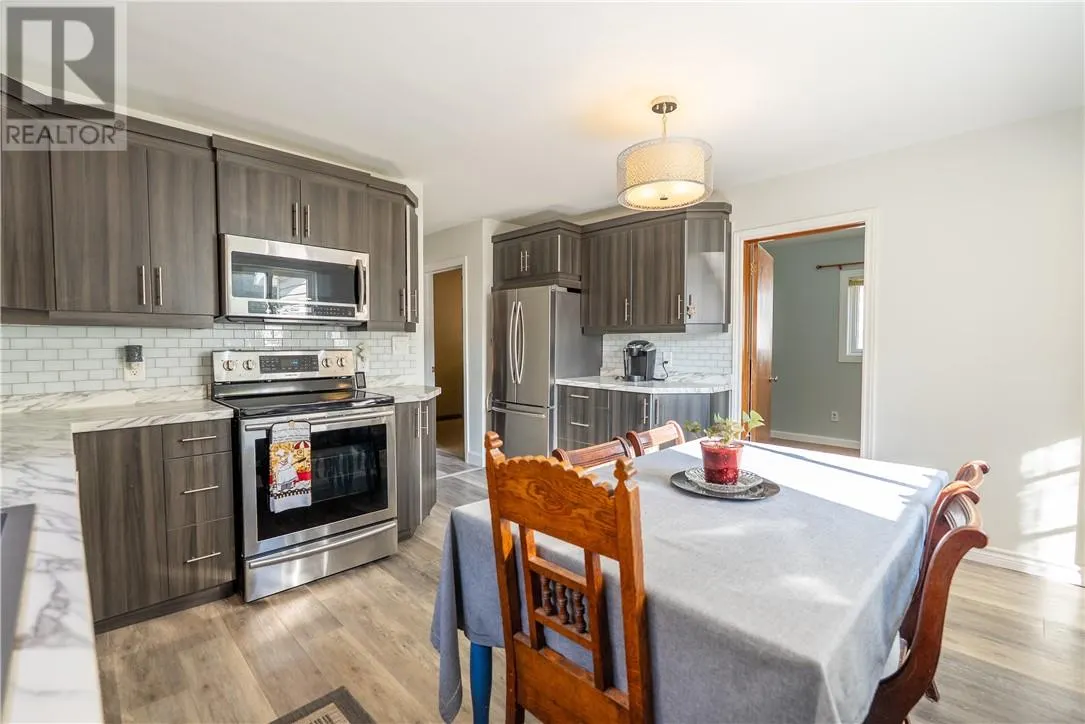 438 Montague Avenue