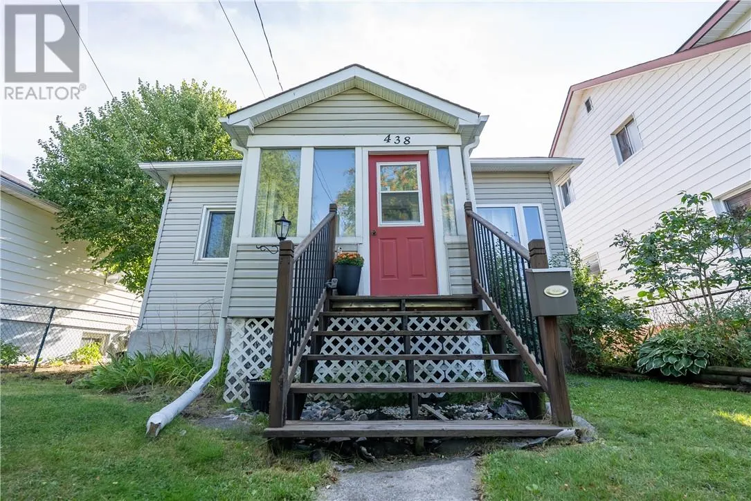 438 Montague Avenue