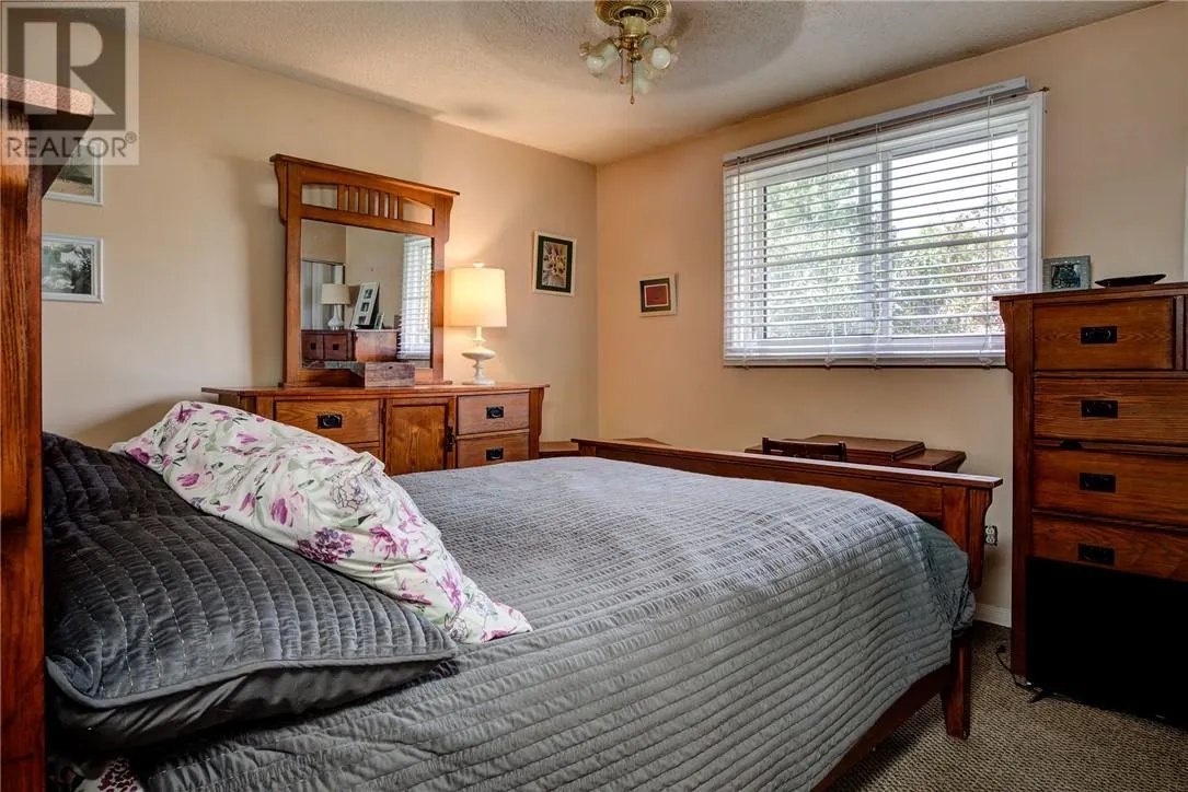 65 Cherrywood Crescent