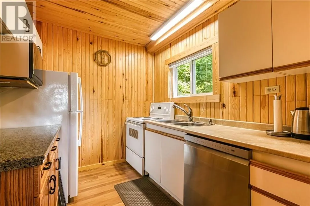 Lot 5 Birch Island