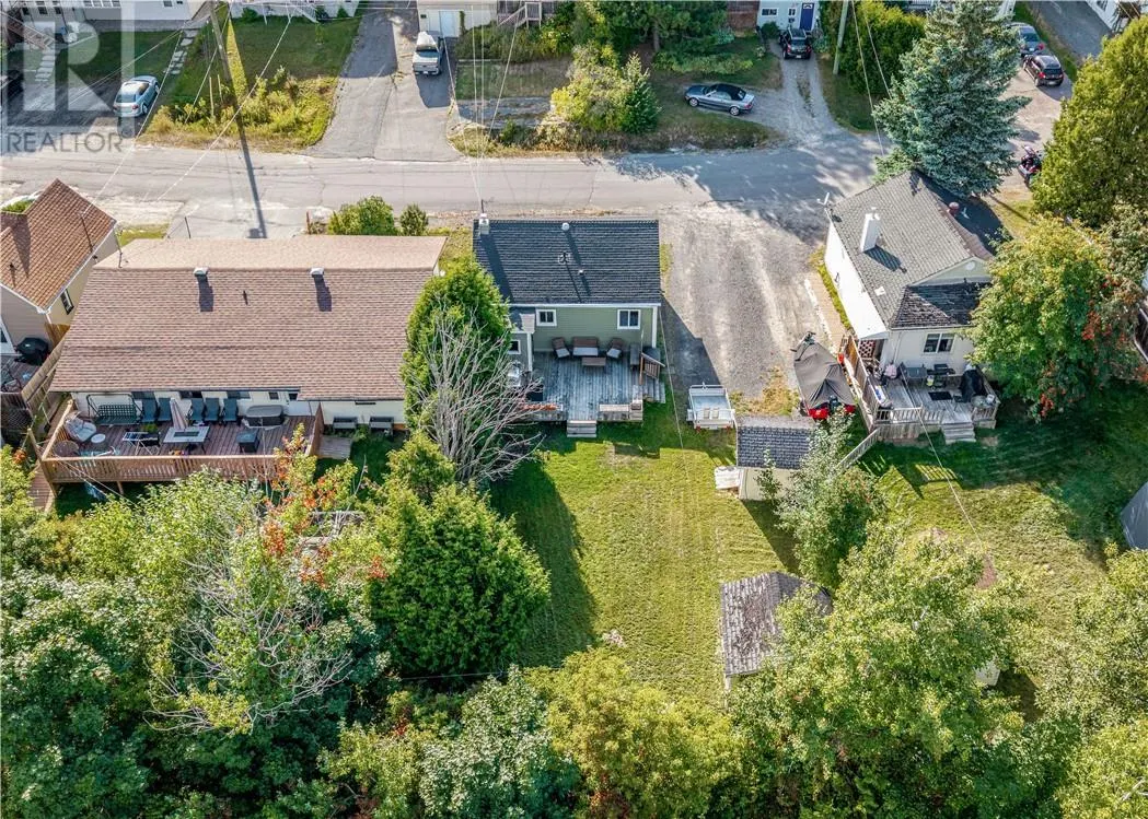 98 Shappert Avenue
