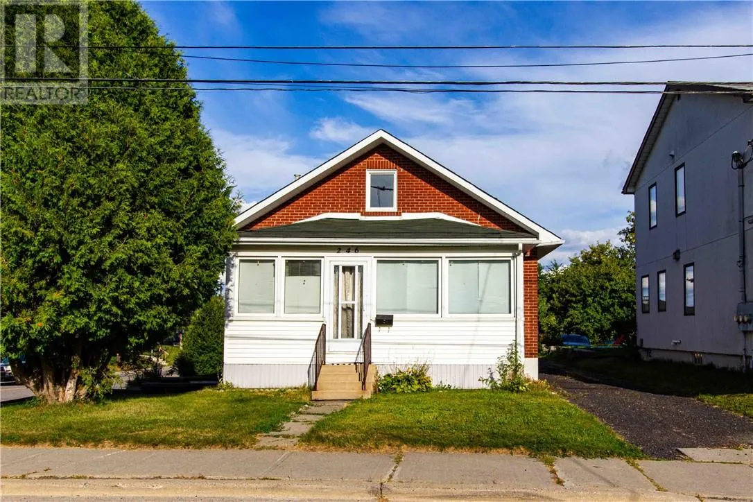 246 Albinson Street